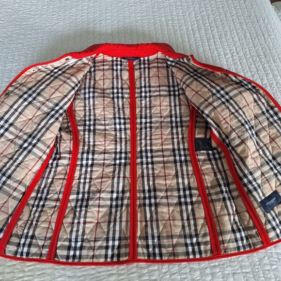 BURBERRY red quilted jacket - Picture 8 of 10